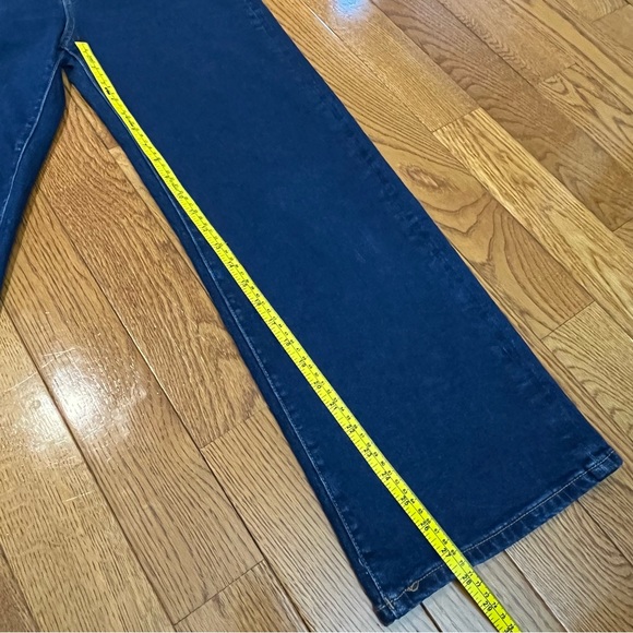 Wide Leg Warp and Weft Incheon Cropped Denim Jean - Picture 12 of 14